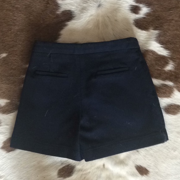Dark blue shorts that look like a skirt - Picture 2 of 2